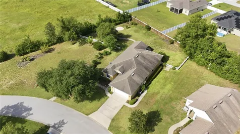 81 Twin Lake Circle Umatilla FL 32784