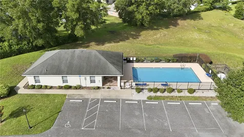 81 Twin Lake Circle Umatilla FL 32784