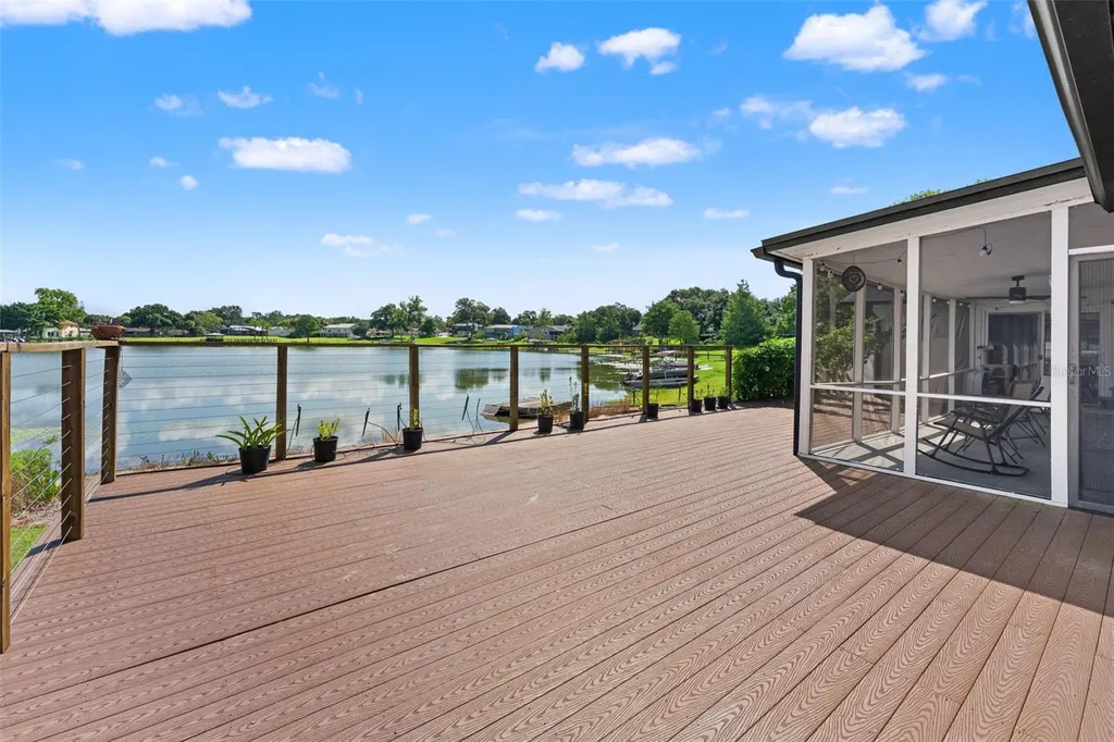 415 Barclay Avenue Altamonte Springs FL 32701