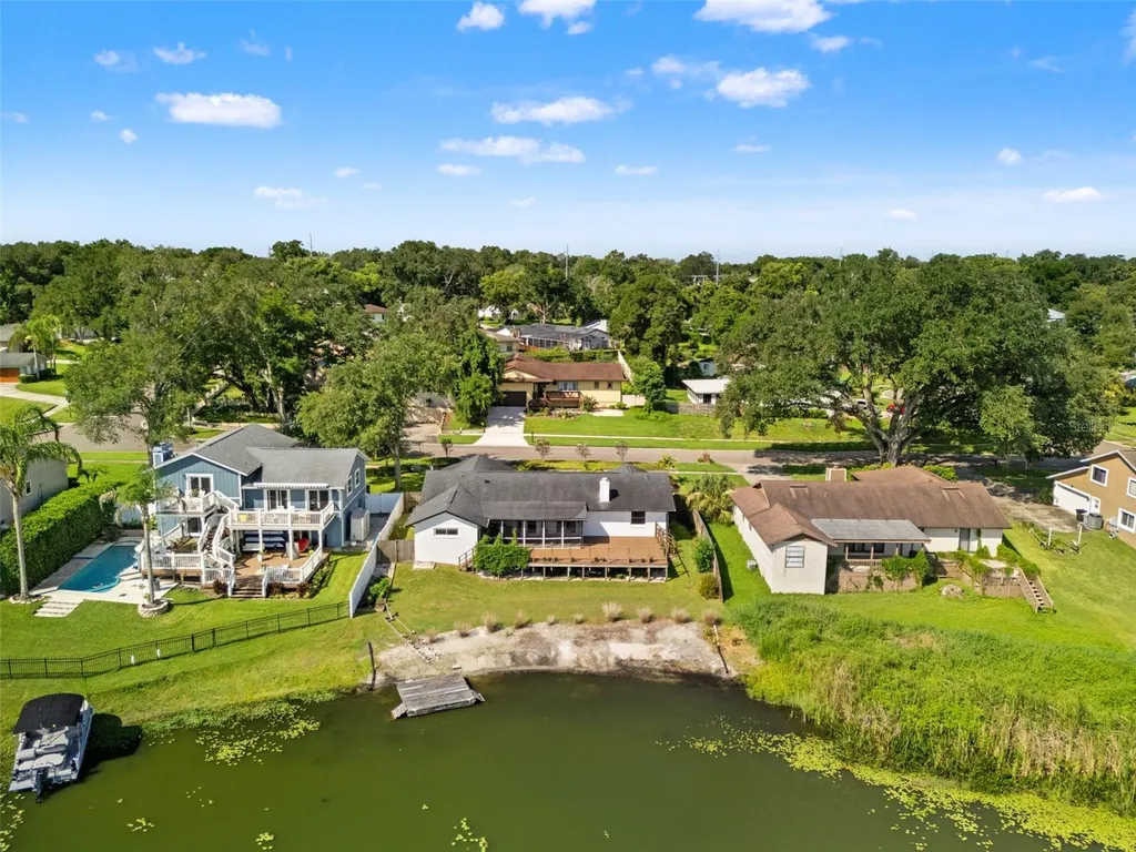 415 Barclay Avenue Altamonte Springs FL 32701