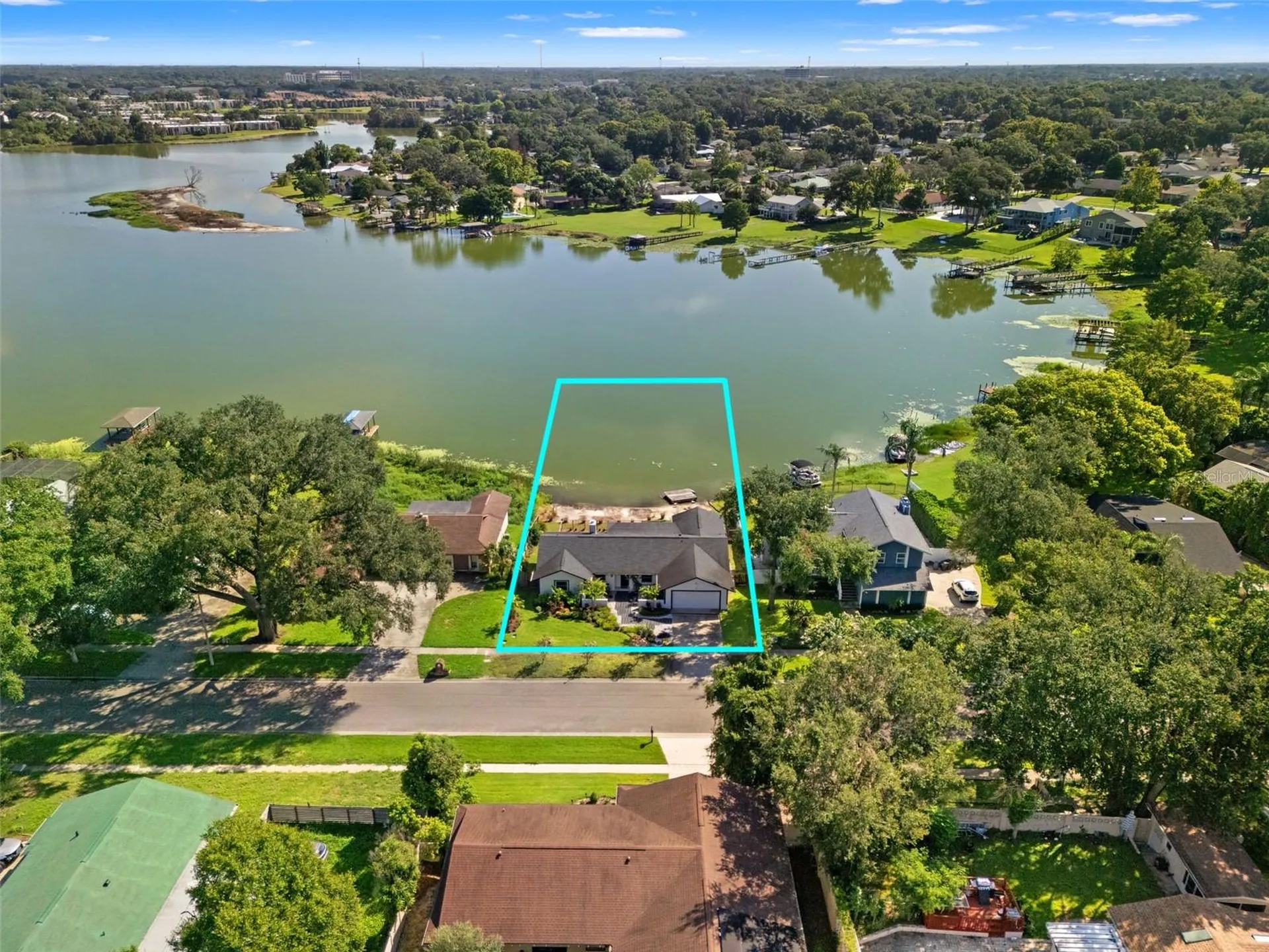415 Barclay Avenue Altamonte Springs FL 32701