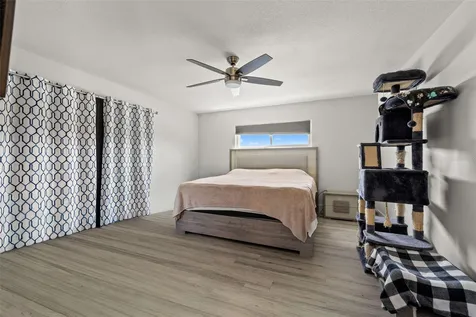 415 Barclay Avenue Altamonte Springs FL 32701