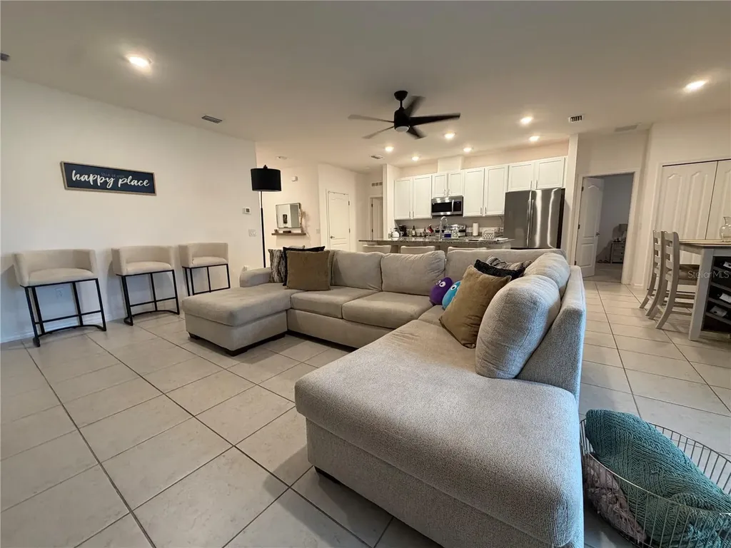2136 NW 248th Way Newberry FL 32669