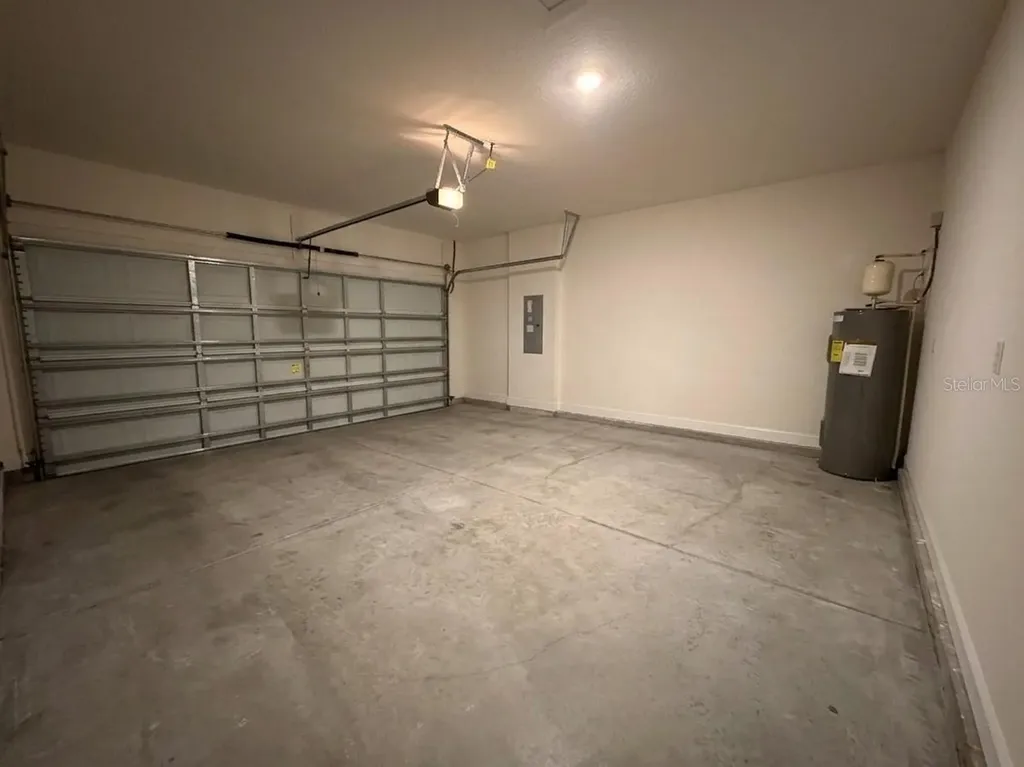 2136 NW 248th Way Newberry FL 32669