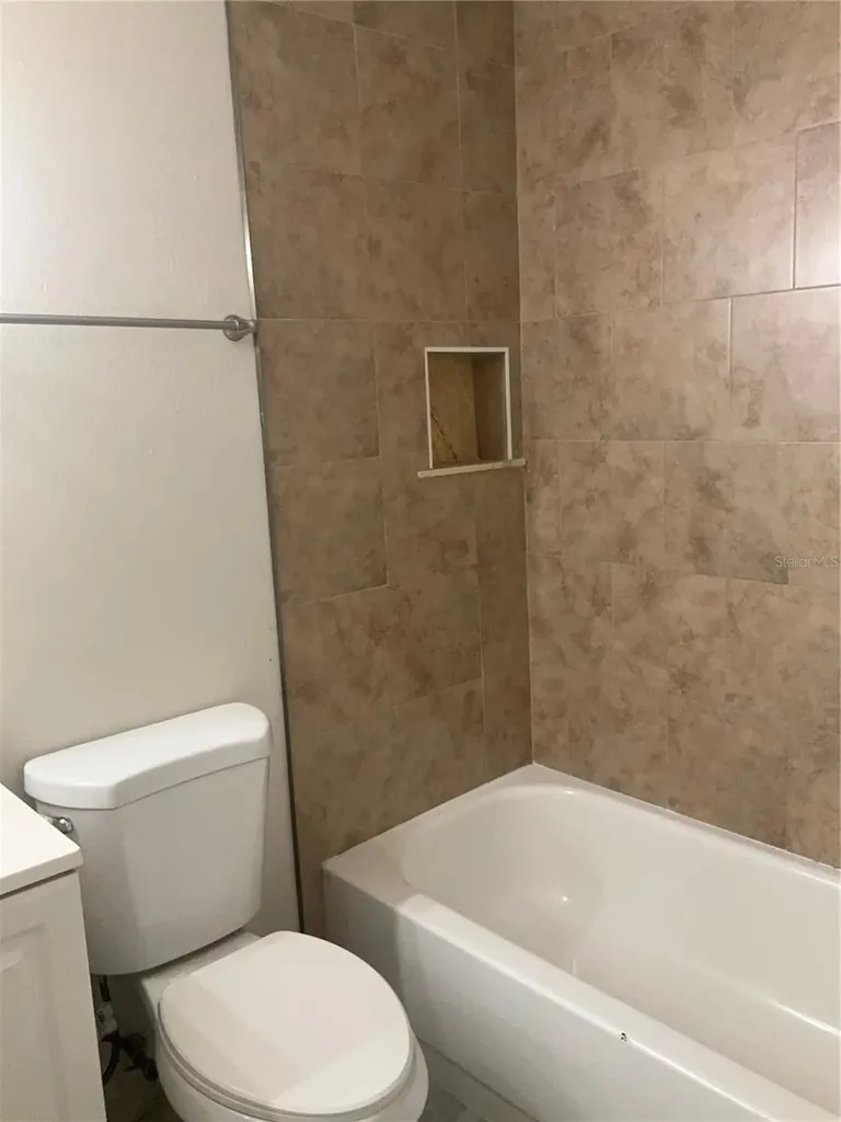 3830 Valley Tree Drive Tampa FL 33610