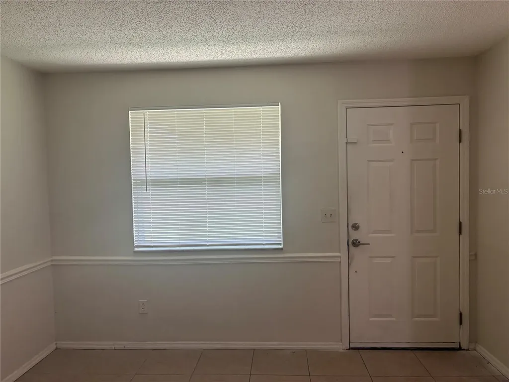 3830 Valley Tree Drive Tampa FL 33610