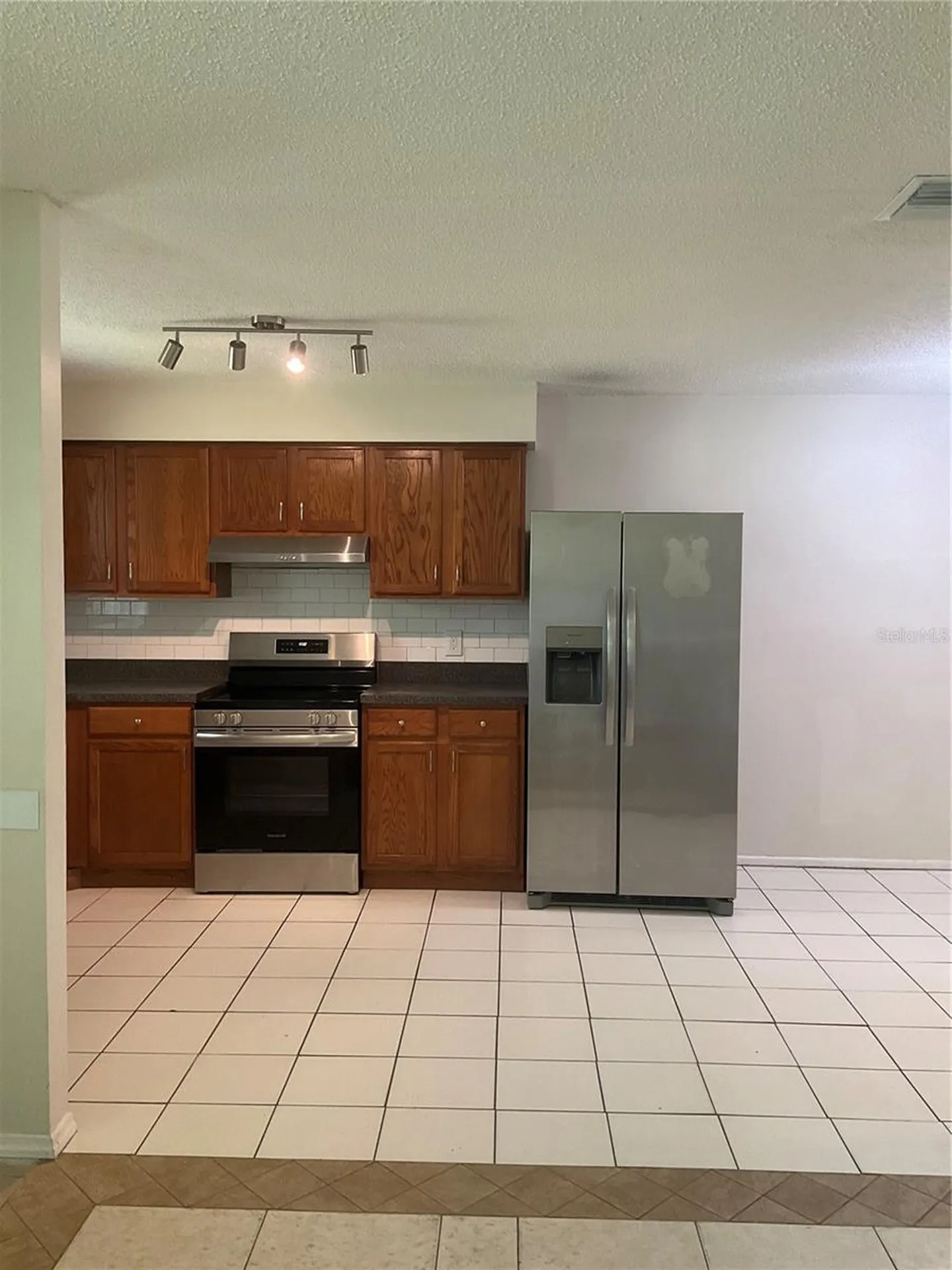 3830 Valley Tree Drive Tampa FL 33610
