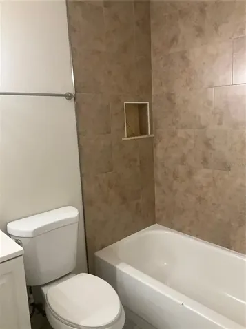 3830 Valley Tree Drive Tampa FL 33610