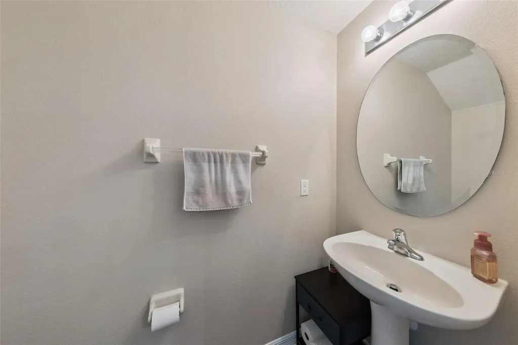 4246 Trident Point Oviedo FL 32765