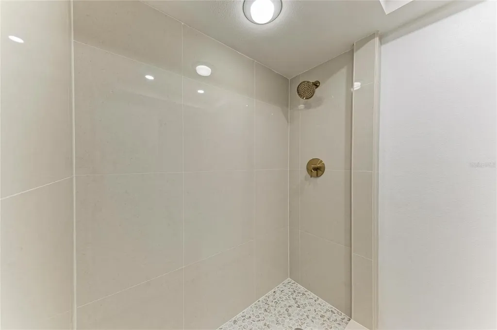 1510 1st Avenue W Bradenton FL 34205