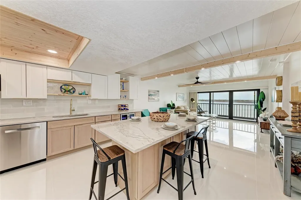 1510 1st Avenue W Bradenton FL 34205