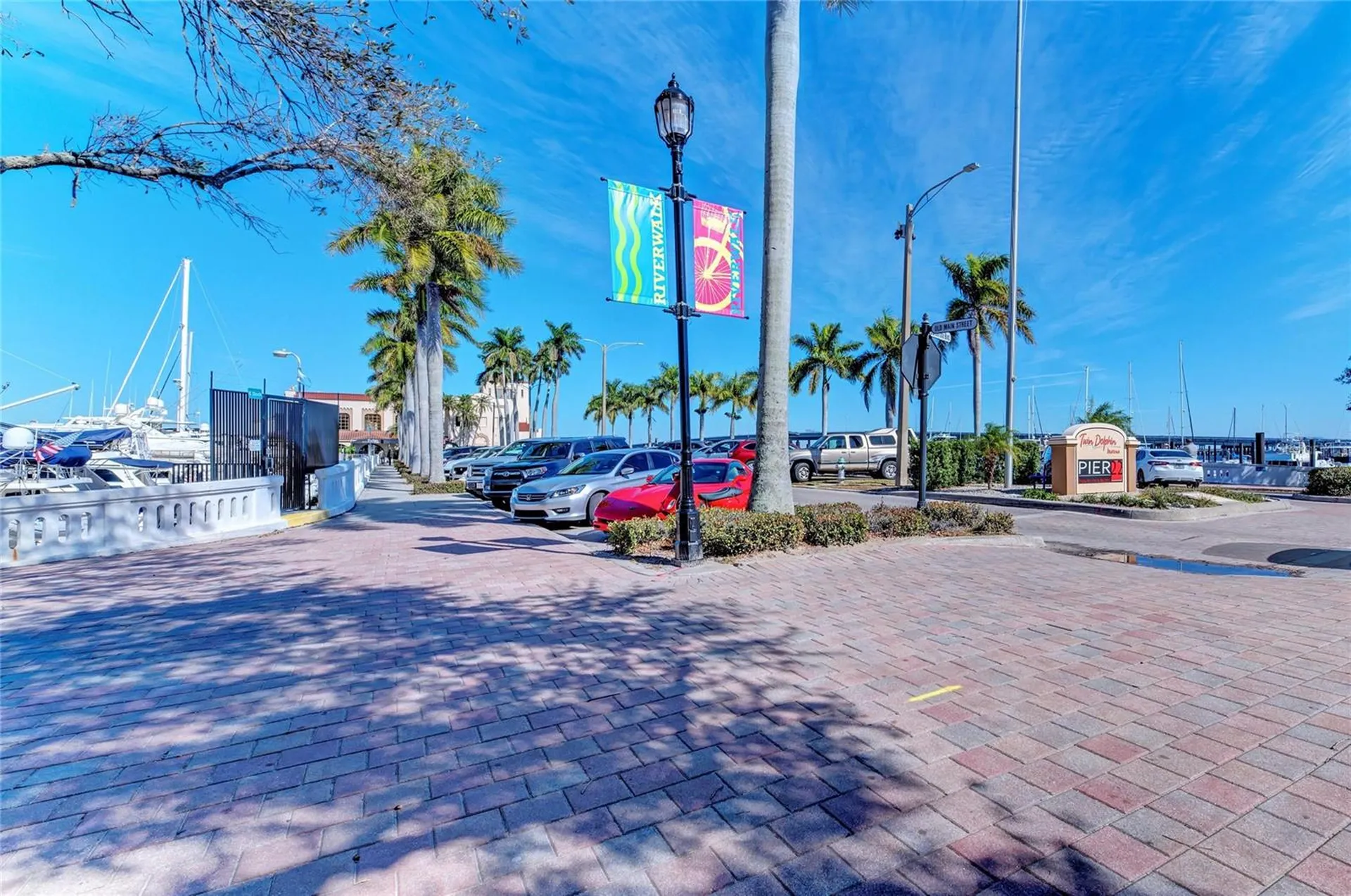 1510 1st Avenue W Bradenton FL 34205