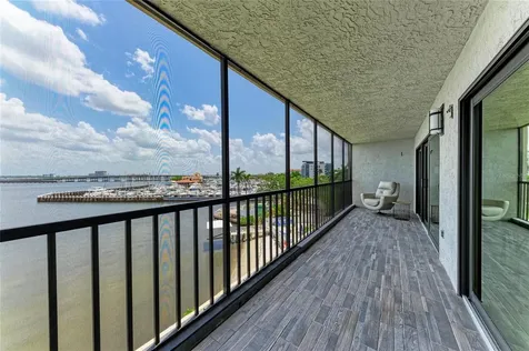 1510 1st Avenue W Bradenton FL 34205
