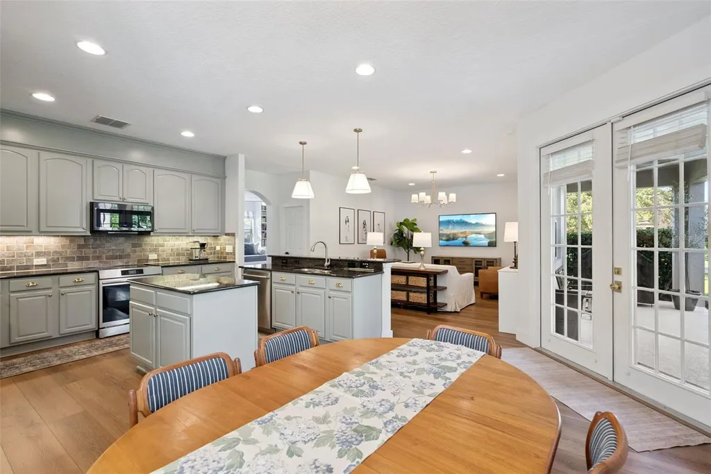 2048 Manhattan Lane Casselberry FL 32707