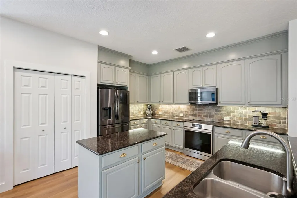 2048 Manhattan Lane Casselberry FL 32707