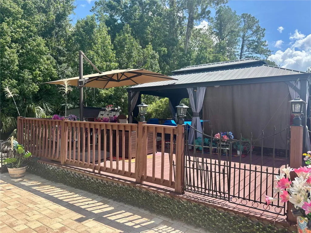 10371 NE 28th Loop Silver Springs FL 34488