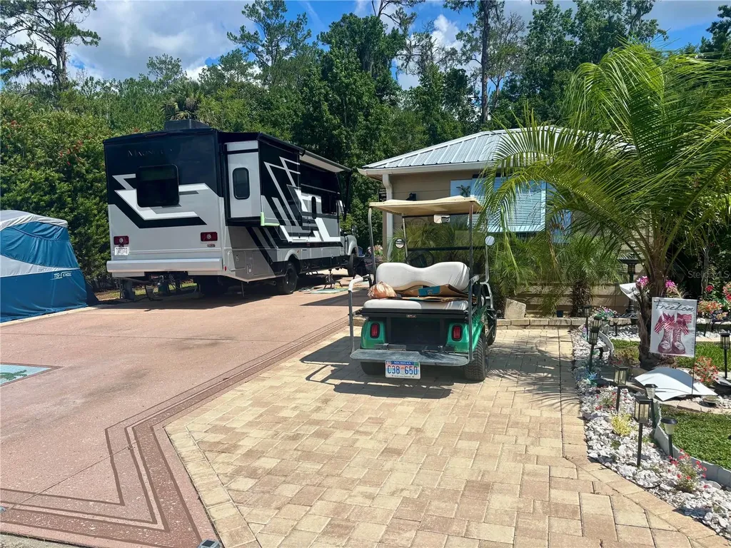 10371 NE 28th Loop Silver Springs FL 34488