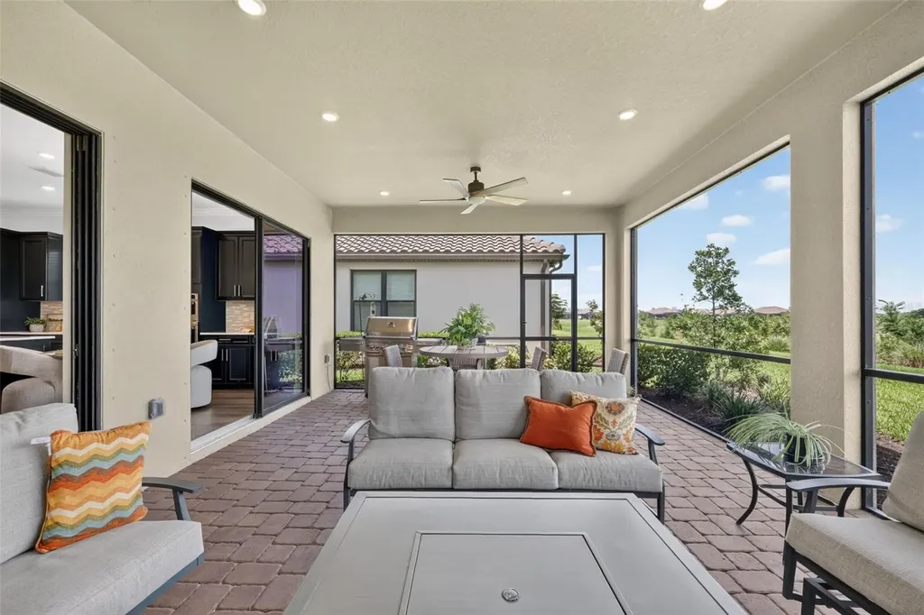 10132 Silent Night Lane Sarasota FL 34241