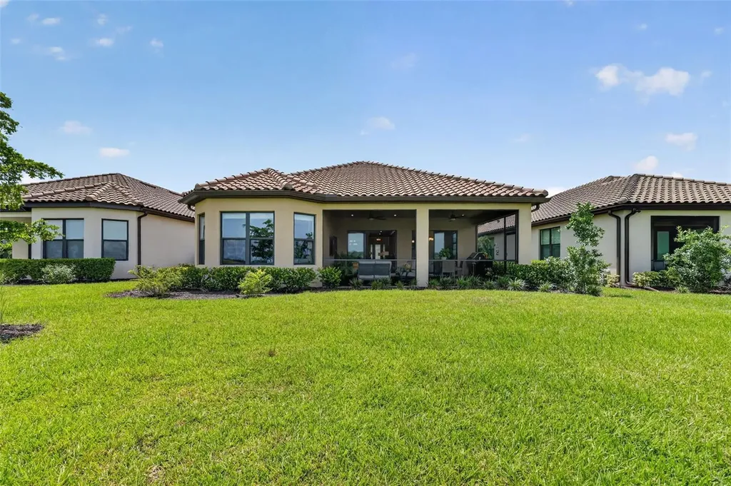 10132 Silent Night Lane Sarasota FL 34241