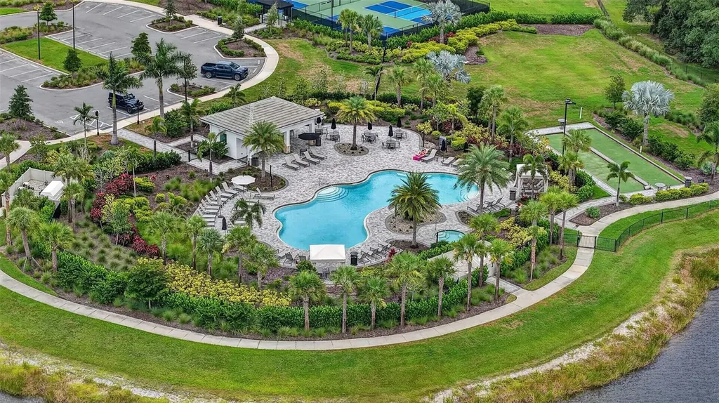 10132 Silent Night Lane Sarasota FL 34241