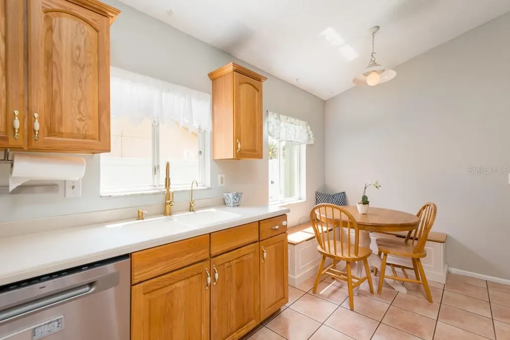 5917 Taywood Drive Tampa FL 33624