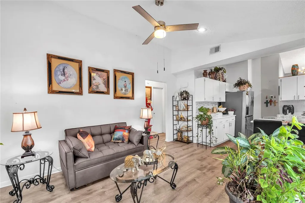 2114 W Hanna Avenue Tampa FL 33604
