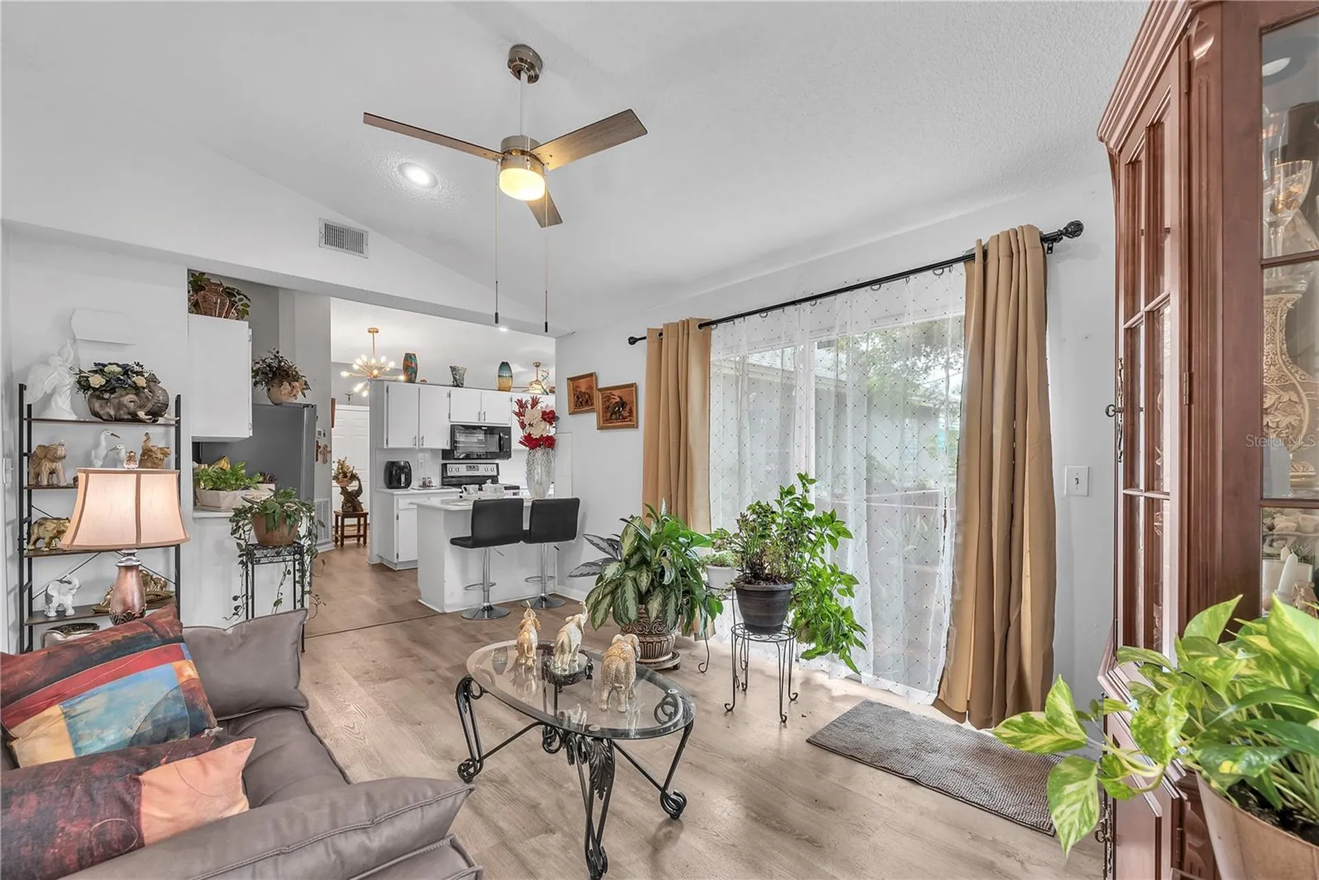 2114 W Hanna Avenue Tampa FL 33604