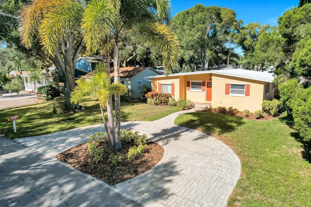 5813 27th Avenue S Gulfport FL 33707