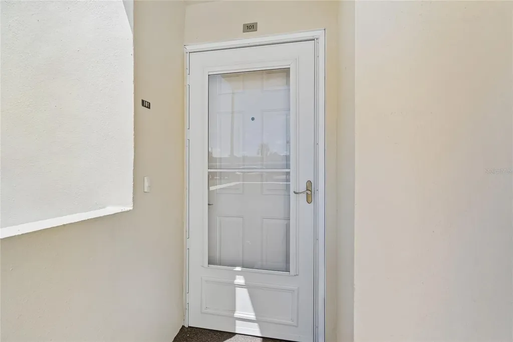 4575 Cove Circle St Petersburg FL 33708