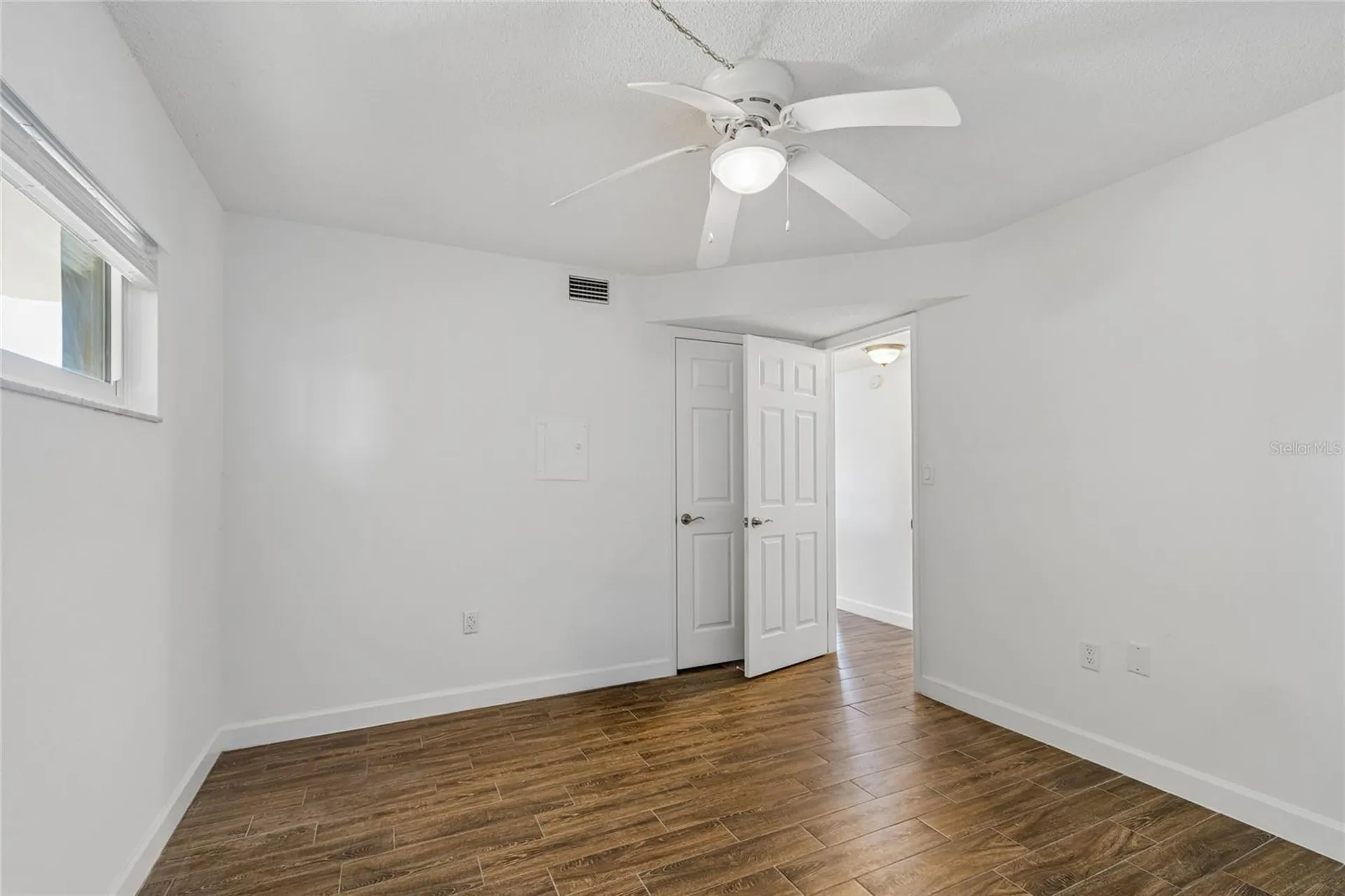 4575 Cove Circle St Petersburg FL 33708