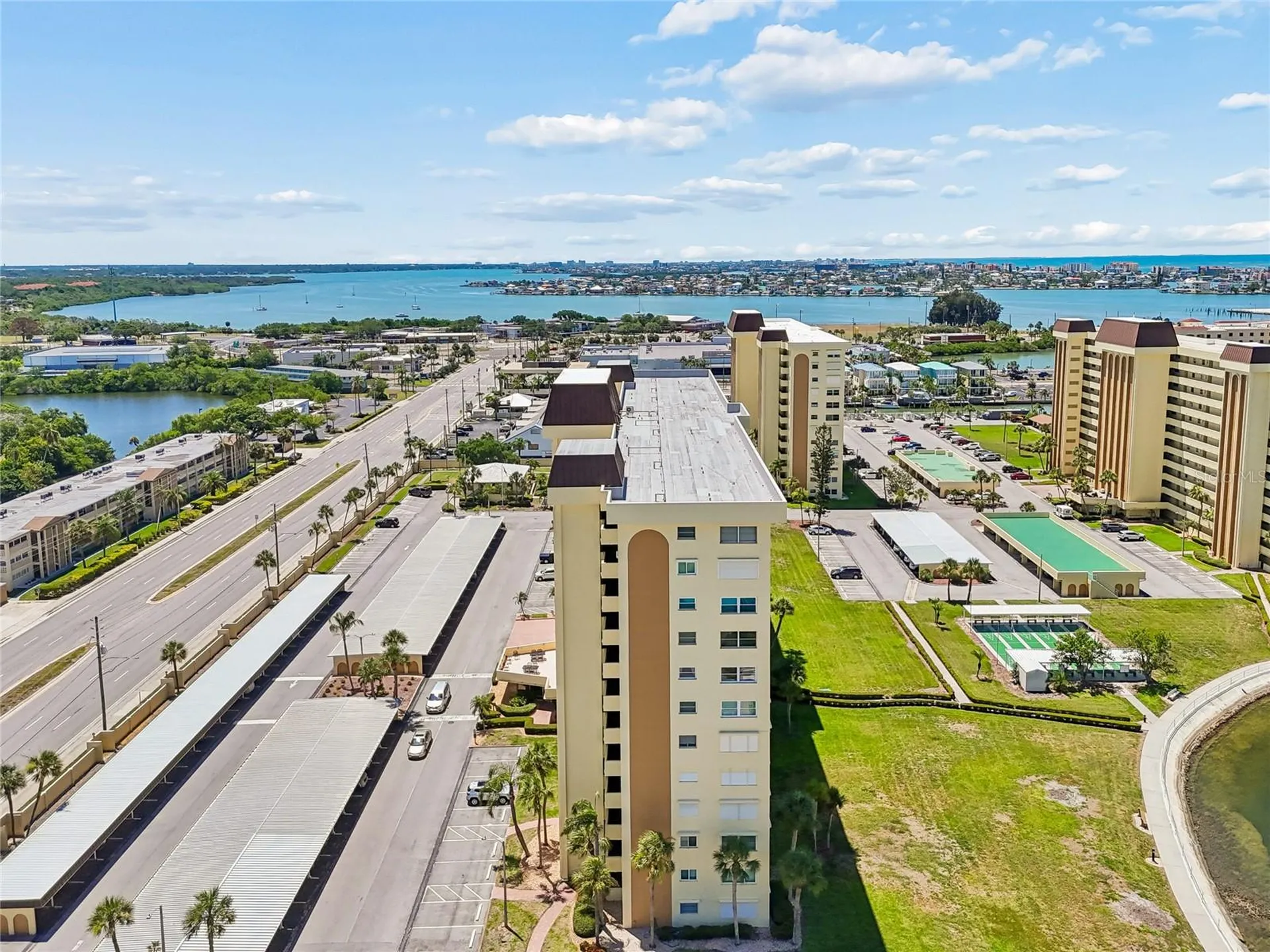 4575 Cove Circle St Petersburg FL 33708