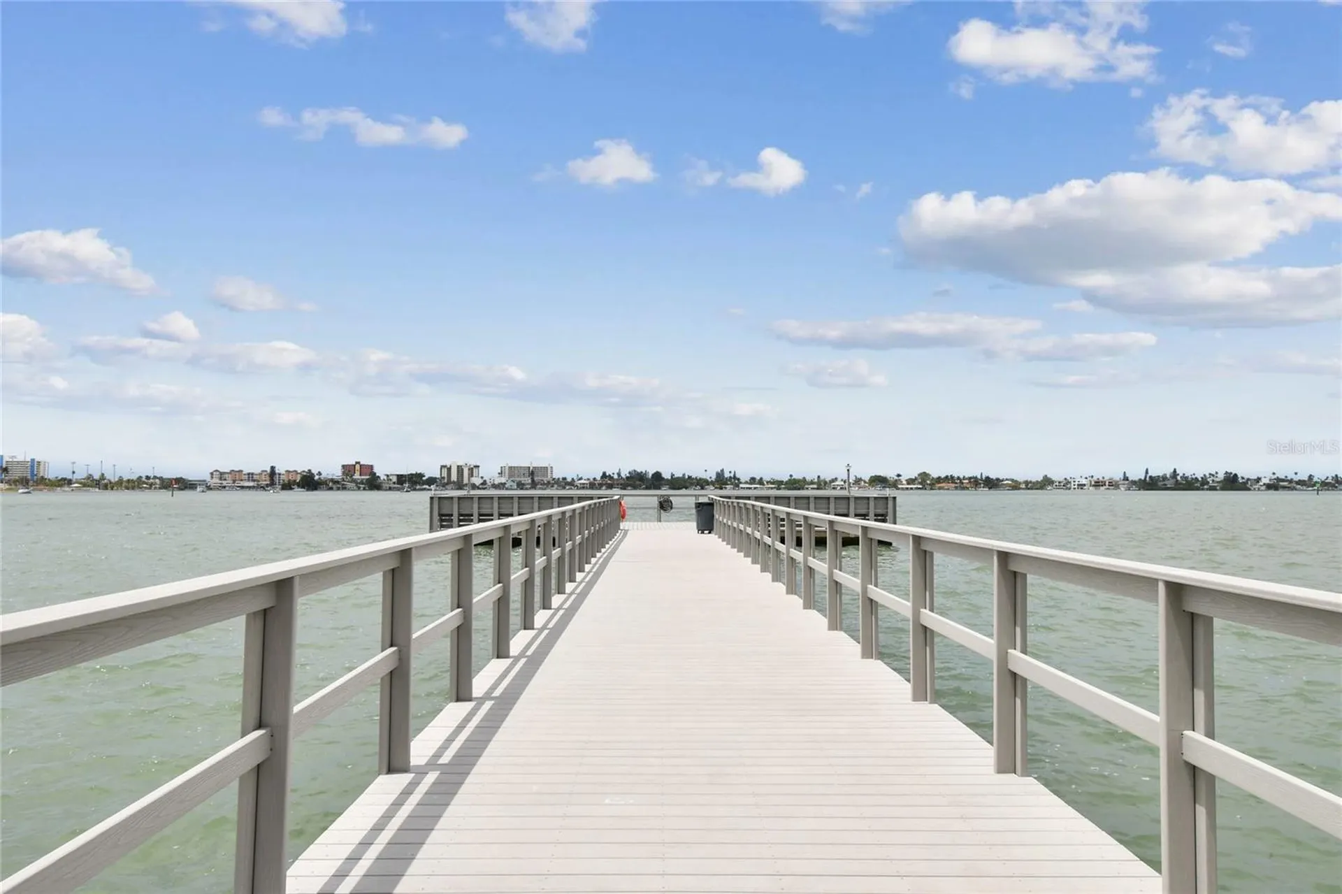 4575 Cove Circle St Petersburg FL 33708