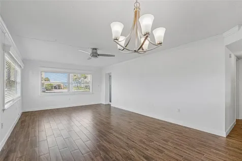 4575 Cove Circle St Petersburg FL 33708