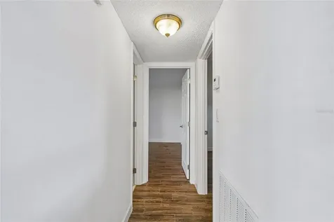 4575 Cove Circle St Petersburg FL 33708