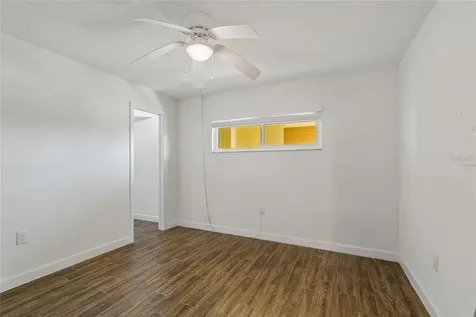 4575 Cove Circle St Petersburg FL 33708