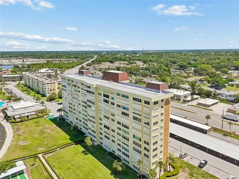 4575 Cove Circle St Petersburg FL 33708
