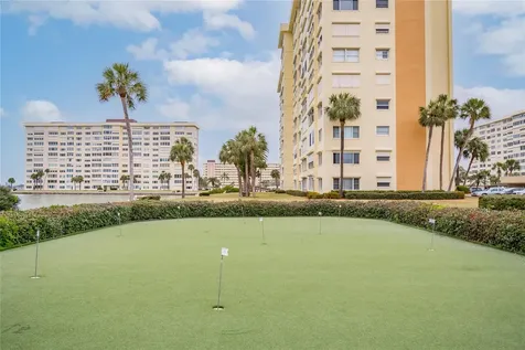 4575 Cove Circle St Petersburg FL 33708