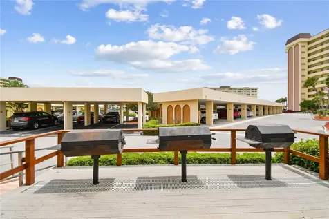 4575 Cove Circle St Petersburg FL 33708