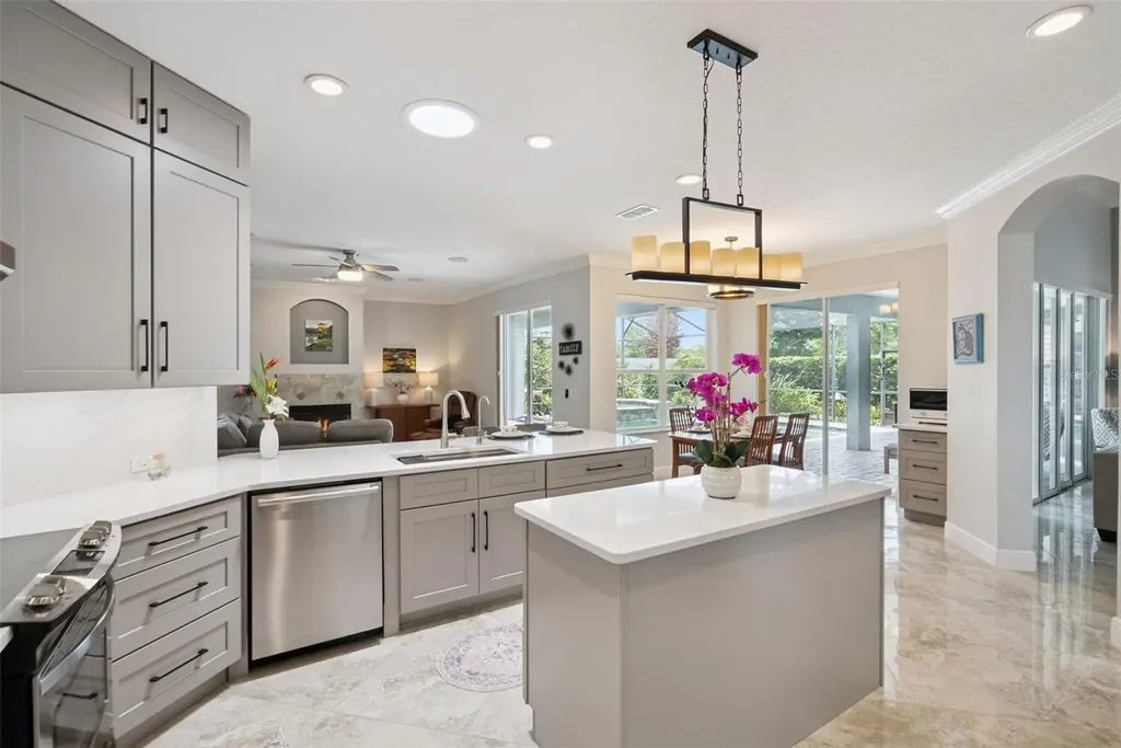 8061 Crushed Pepper Avenue Orlando FL 32817