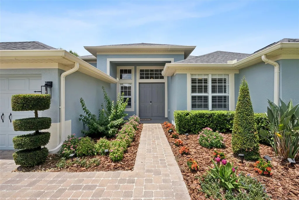 8061 Crushed Pepper Avenue Orlando FL 32817