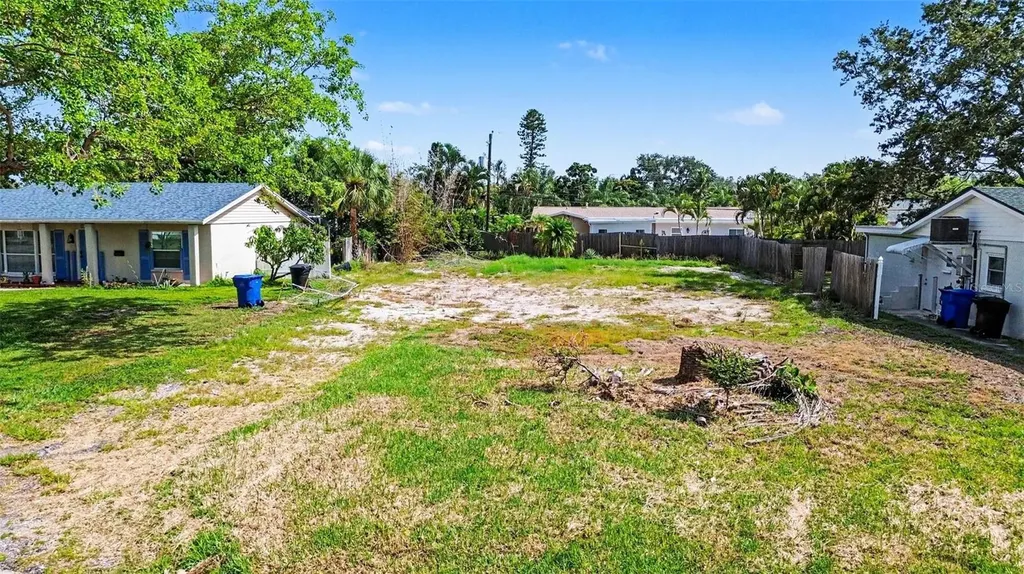 1737 Colorado Avenue NE St Petersburg FL 33703