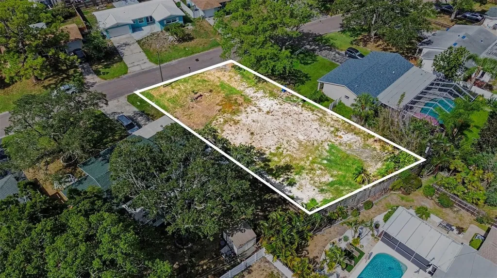 1737 Colorado Avenue NE St Petersburg FL 33703