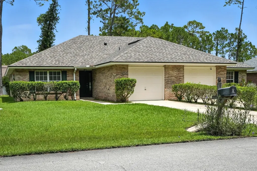 70 Red Mill Drive Palm Coast FL 32164