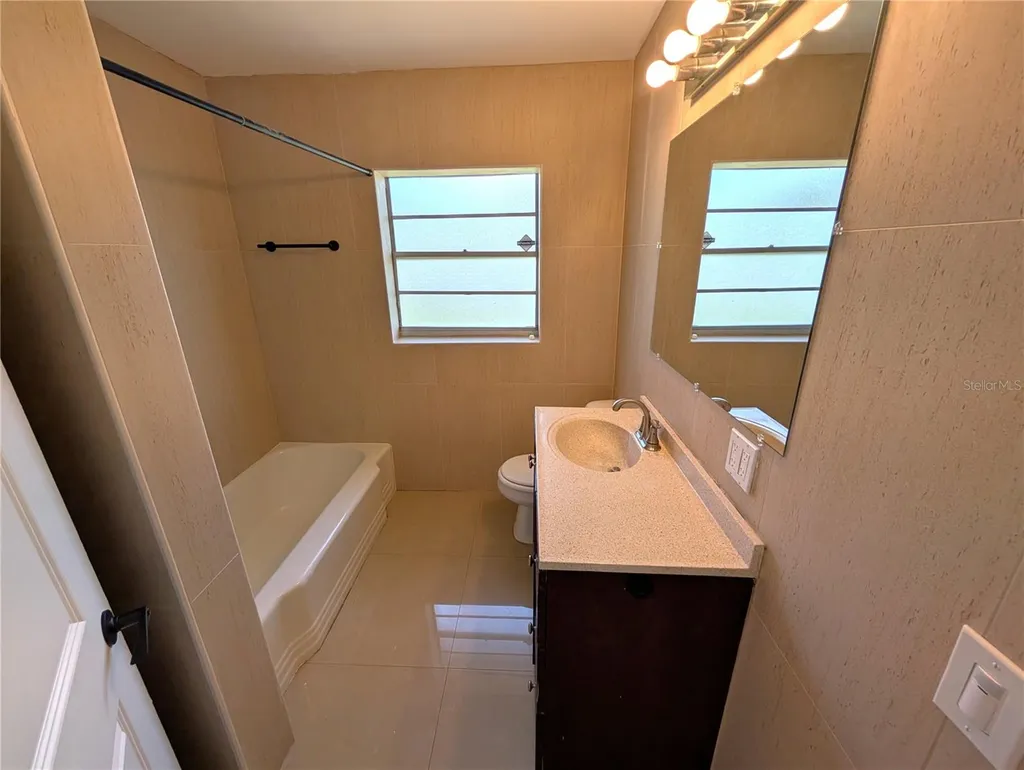 808 N Macdill Avenue Tampa FL 33609