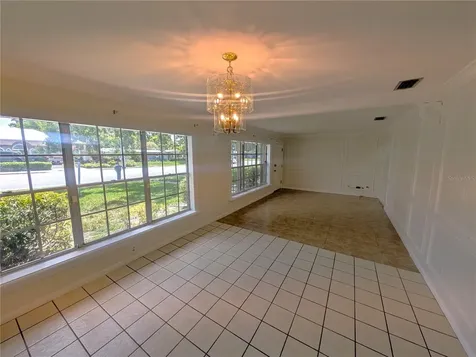 808 N Macdill Avenue Tampa FL 33609