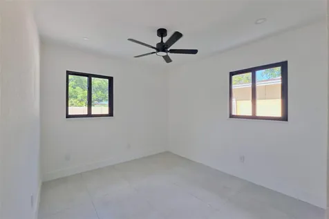 1397 83rd Avenue N St Petersburg FL 33702