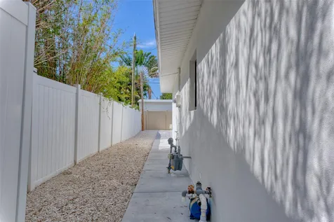 1397 83rd Avenue N St Petersburg FL 33702