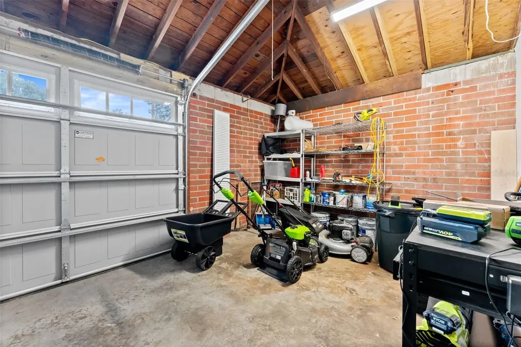 802 W Coral Street Tampa FL 33602