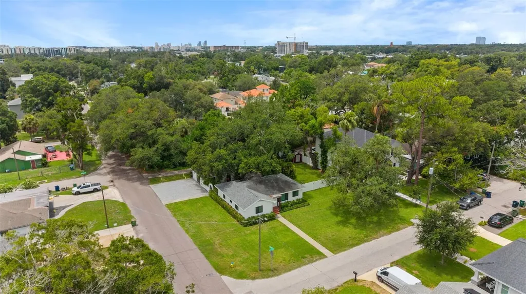 802 W Coral Street Tampa FL 33602