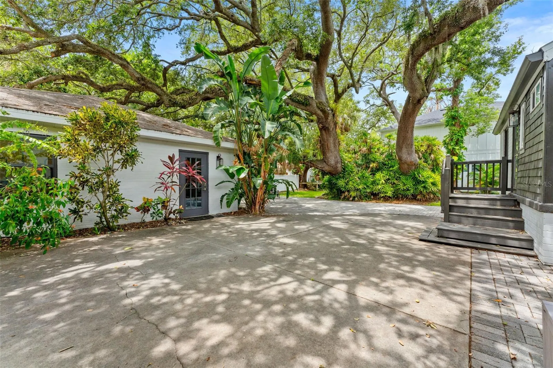 802 W Coral Street Tampa FL 33602